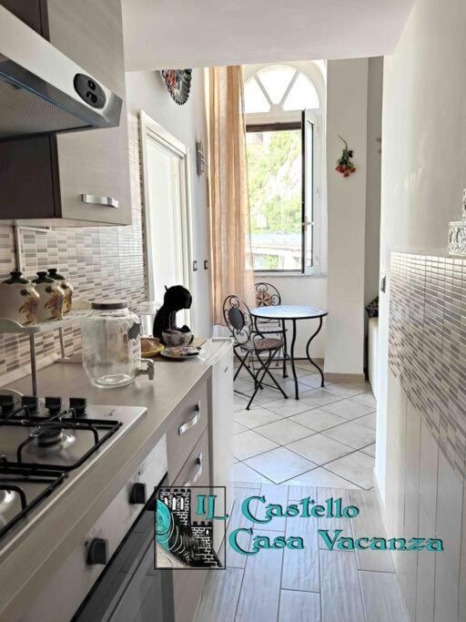 Il Castello Casa Vacanza Salerno Exteriör bild